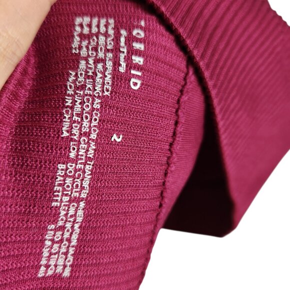 Torrid Sports Bra 2 2XL XXL Red Maroon Pullover Wireless Ribbed Bralette - Picture 6 of 6